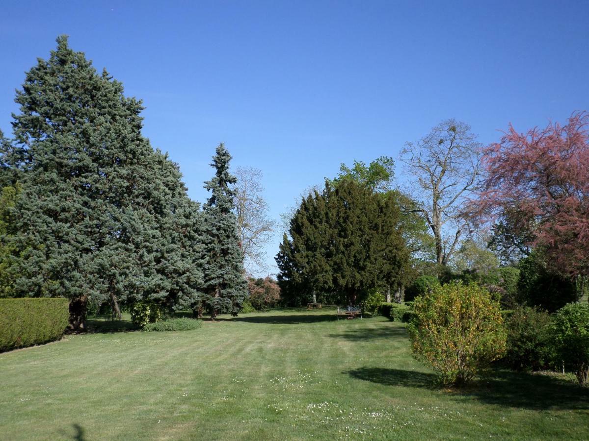 La Haute Traversiere Francueil Exterior photo